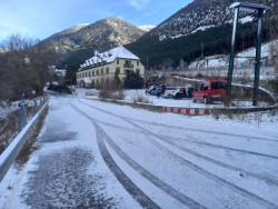 La nieve afecta a unas 15 carreteras, una de ellas principal, en Andaluc&iacute;a, Asturias, CyL, C.Valenciana y Navarra