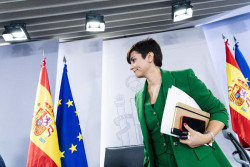 La obligaci&oacute;n del gobierno de S&aacute;nchez es acudir al Senado, porque las instituciones son para debatir