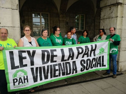 La PAH denuncia que es objeto de "veto" por el Ayuntamiento de Santander