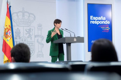 La portavoza de S&aacute;nchez inmediatamente de la reuni&oacute;n de Sanchez-Feijo&oacute;  ha puesto a parir  a este culp&aacute;ndolo de la gesti&oacute;n  y tergiversando lo hablado .