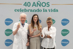 La primera bebé por in vitro en España cumple 40 años: "Privilegiada por ser el punto de inicio"