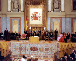 La Princesa Leonor jurar&aacute; la Constituci&oacute;n casi 38 a&ntilde;os despu&eacute;s que su padre, ante un Parlamento con muchas ausencias