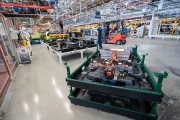 La producci&oacute;n industrial acelera su avance en junio al 3,8% y suma cuatro meses de alzas