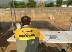 La situaci&oacute;n del incendio en Las Hurdes es "incierta" y ha arrasado ya unas 3.000 hect&aacute;reas en Extremadura