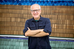 La Torre de Don Borja de Santillana acoge la exposición `Un viaje paralelo`, la obra "más íntima" de Juan Uslé