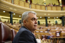 La UCO entra en la sede del PSOE en Ferraz para realizar un clonado del correo de Santos Cerd&aacute;n