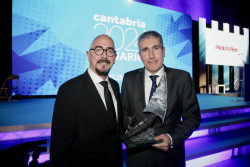 La Unidad de Trasplantes de Valdecilla, distinguida con el galardón `Cántabro del Año`