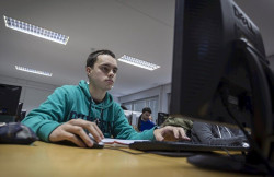  La web de la UC reduce sus visitas en general, pero se "disparan" los accesos a algunos recursos