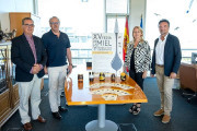 La XV Feria de la Miel se celebra este s&aacute;bado en Vega de Li&eacute;bana con una treintena de productores