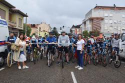 Las familias celebran en Día de la bicicleta en Piélagos