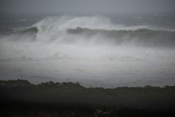 Las lluvias, tormentas, olas, nevadas y el viento tendr&aacute;n en aviso amarillo o naranja a gran parte del pa&iacute;s