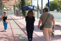 Las m&aacute;ximas suben ma&ntilde;ana en todo el pa&iacute;s aunque habr&aacute; algunos descensos en el Cant&aacute;brico