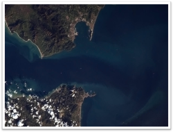 Las Primeras ‘Cautelosas Advertencias’ de cruzar el Canal de Tarifa en aeroplano Por Javier Sánchez Lladó y José A. Clavijo Pecino