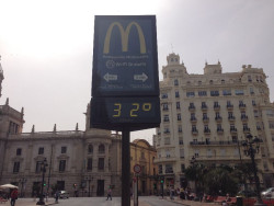Las temperaturas inician la semana hasta 10&deg;C por encima de lo normal pero el jueves una vaguada deja fr&iacute;o y lluvia