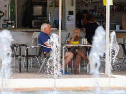Las temperaturas suben esta semana en todo el pa&iacute;s con hasta 38&ordm;C en el sur y llover&aacute; el fin de semana