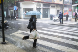 Las temperaturas suben ma&ntilde;ana en la Pen&iacute;nsula, salvo en Mediterr&aacute;neo, donde hay aviso por lluvias en Catalu&ntilde;a y Valencia