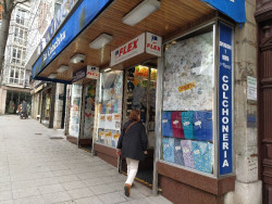 Las ventas del comercio minorista en Cantabria crecen solo un 4,2% en septiembre, menos que la media