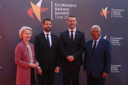 L&iacute;deres de la UE apoyan acelerar la ampliaci&oacute;n a los Balcanes aunque difieren sobre la "integraci&oacute;n gradual"