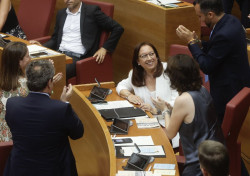 Llanos Mass&oacute;, la nueva presidenta del Parlamento valenciano, contraria al aborto y al "femenismo radical"