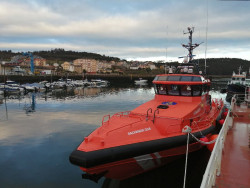 Llegan 119 inmigrantes , previa llamada, en dos embarcaciones a Canarias