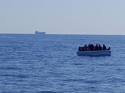 Llegan 400 inmigrantes  a las costas espa&ntilde;olas en una decena de pateras en las &uacute;ltimas 24 horas