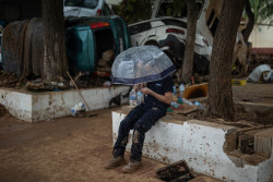 Lluvia y olas pondr&aacute;n hoy en aviso a cinco provincias, entre ellas la C.Valenciana, y a Baleares en nivel en naranja
