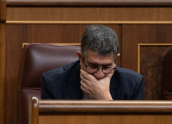 L&oacute;pez (PSOE) afirma no sentirse c&oacute;modo con lo que opinan algunos dirigentes de Junts sobre inmigraci&oacute;n