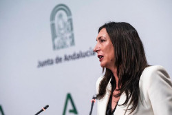 L&oacute;pez relata su experiencia en un tren parado: "Se mantuvo la calma, nos ayud&aacute;bamos unos a otros"