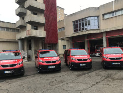 Los bomberos rescatan a 18 personas por la lluvia, realizan 65 intervenciones y trabajan en otros 57 servicios