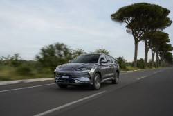 Los chinos se asocian con Blendio en Cantabria y abrirá este año seis nuevos concesionarios en el norte de España, uno en Santander