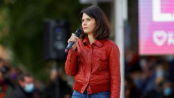 Los comunistas de Podemos asumen que tendr&aacute;n que tragarse el incremento en Defensa si quieren seguir en el chupe de la moqueta y los sueldazos