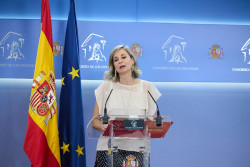 Los de Sumar de la comunista Diaz  hacen la cuadratura del circulo para mantener "el chupete ministerial"