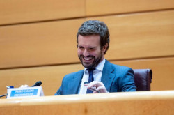 Los errores de Casado a&uacute;pan a Vox que quiere gobernar 