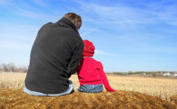 Los hijos de personas con esquizofrenia o trastorno bipolar tienen un mayor riesgo de desarrollar psicopatología