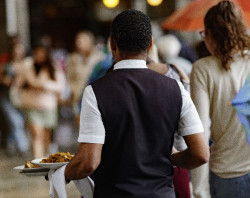 Los hosteleros cántabros creen que "este verano no va a ser tan boyante como el pasado"