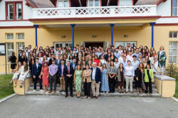 Los médicos cántabros dan la bienvenida a los 121 nuevos MIR