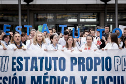 Los m&eacute;dicos inician este lunes la tercera semana de huelga del a&ntilde;o para reclamar un Estatuto Marco propio