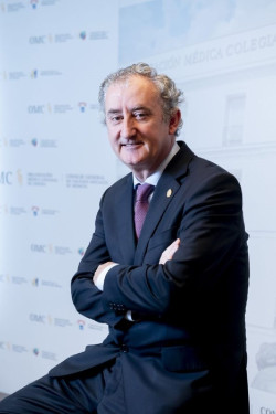 Los médicos valoran "positivamente" retrasar la jubilación de médicos de AP siempre que estén en buenas facultades