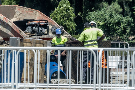 Los migrantes de la regularizaci&oacute;n extraordinaria de S&aacute;nchez cobrar&aacute;n el IMV 