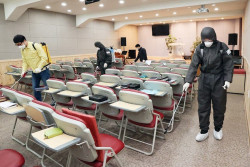 Los nuevos casos de coronavirus en Corea del Sur siguen disminuyendo pero el total sobrepasa los 8.000