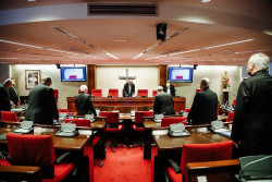 Los obispos muestran "inquietud" por la Ley Trans y advierten de "la perversi&oacute;n de una legislaci&oacute;n ideol&oacute;gica"
