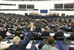 Los partidos recibir&aacute;n 32.508 euros por cada esca&ntilde;o que consigan en las elecciones europeas y un euro por voto