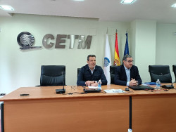 Los transportistas piden a &Oacute;scar Puente "que no hable solo del ferrocarril" y se acuerde de la carretera