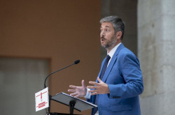 Madrid dice que S&aacute;nchez "llega tarde" al convocar ahora la comisi&oacute;n preparatoria de la Conferencia de Presidentes