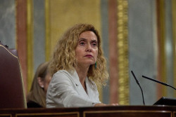 Magistrados del TC dicen que el Congreso se constituy&oacute; "a espaldas de la legalidad" por los acatamientos "extravagantes de independentistas"