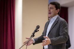 Ma&ntilde;ueco reprocha al Gobierno que no asumiera el mando &uacute;nico y pide mejorar prevenci&oacute;n, gesti&oacute;n y recuperaci&oacute;n