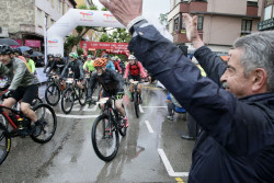 M&aacute;s de 5.000 deportistas participan en `El infierno c&aacute;ntabro`