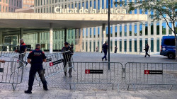 M&aacute;xima seguridad en la Ciutat de la Just&iacute;cia ante la eventual detenci&oacute;n de Puigdemont