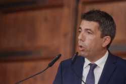 Maz&oacute;n elimina una vicepresidencia, asume Deportes y reorganiza el resto del Consell con dos nuevos nombramientos