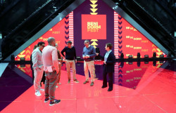 Maz&oacute;n remarca el "potencial" del Benidorm Fest para "impulsar la promoci&oacute;n tur&iacute;stica y el crecimiento econ&oacute;mico"